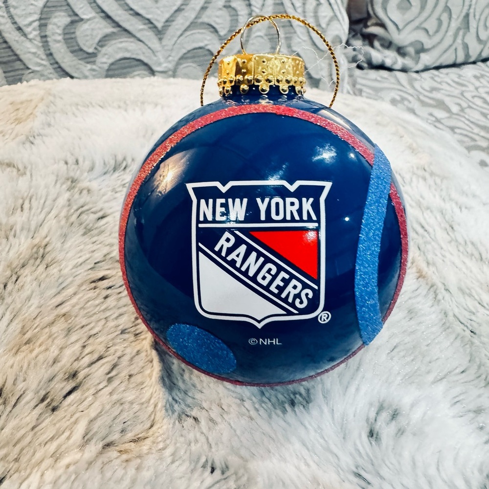 NEW YORK RANGERS NHL Holiday Ornament.